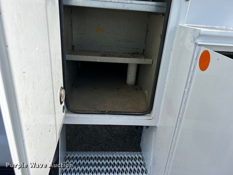 image for item EG0890 2012 Ford F550 Super Duty utility / service truck