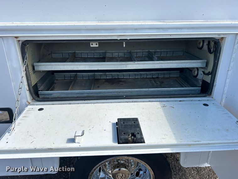 image for item EG0890 2012 Ford F550 Super Duty utility / service truck