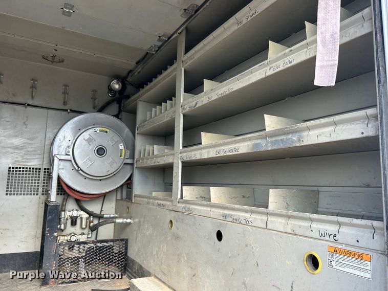 image for item EG0890 2012 Ford F550 Super Duty utility / service truck