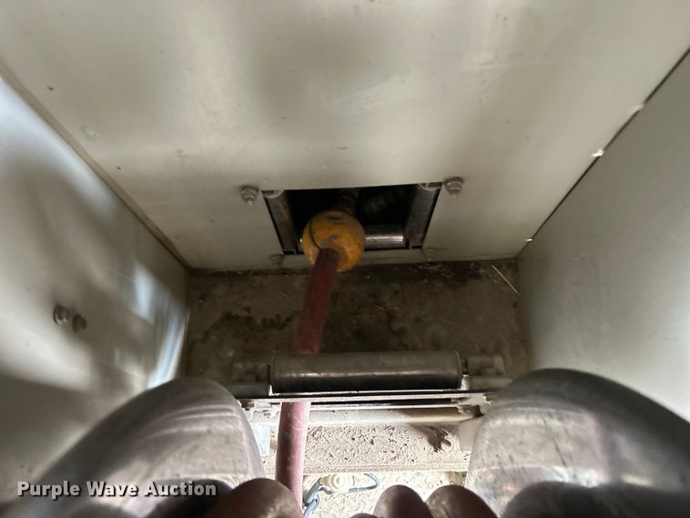 image for item EG0890 2012 Ford F550 Super Duty utility / service truck