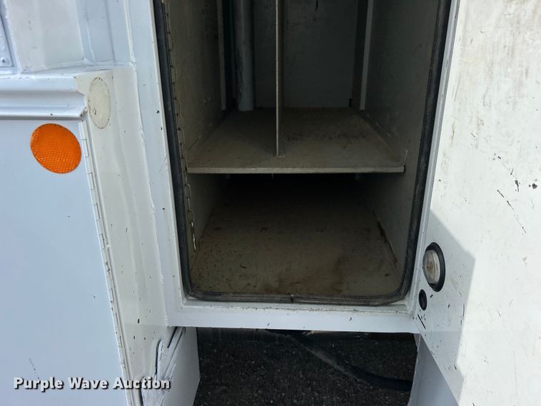 image for item EG0890 2012 Ford F550 Super Duty utility / service truck