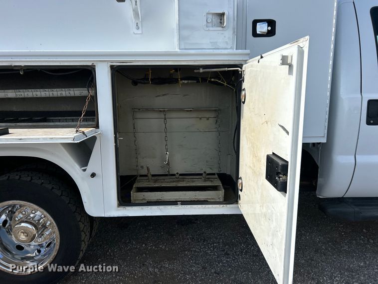 image for item EG0890 2012 Ford F550 Super Duty utility / service truck