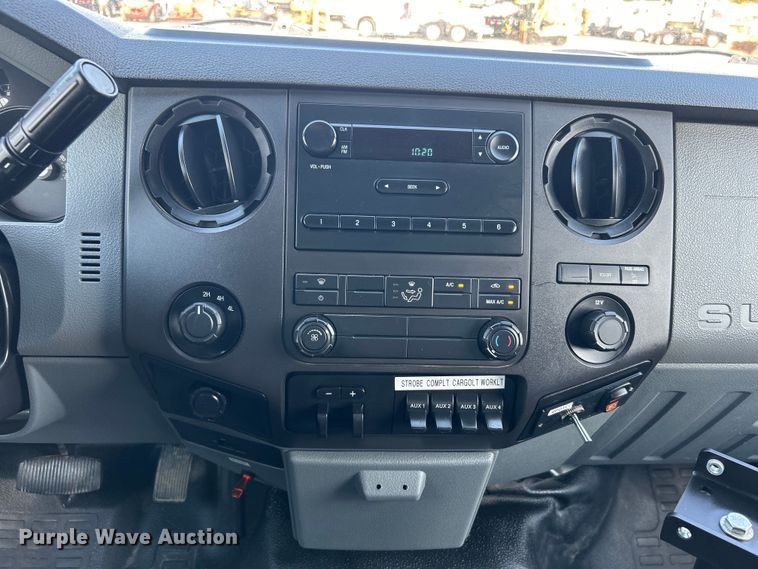 image for item EG0890 2012 Ford F550 Super Duty utility / service truck