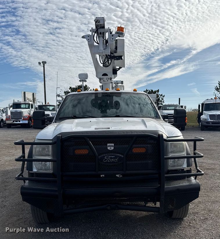 image for item EG1738 2015 Ford F450 Super Duty bucket truck