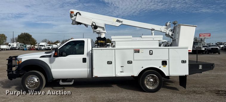 image for item EG1738 2015 Ford F450 Super Duty bucket truck