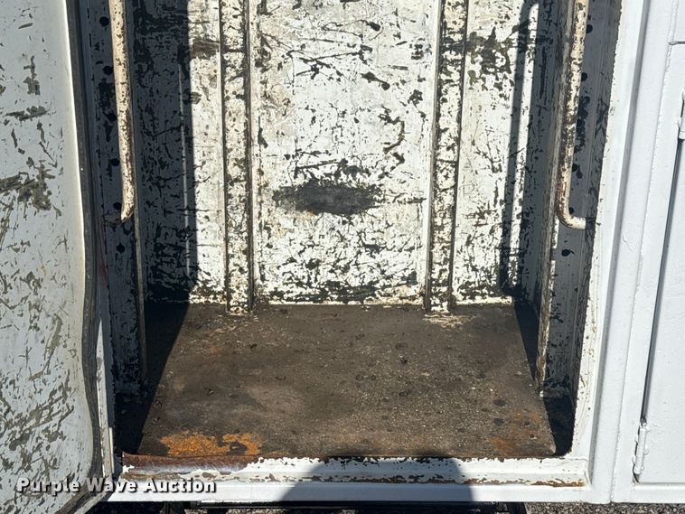 image for item EG1795 2007 Freightliner Business Class M2 crane truck