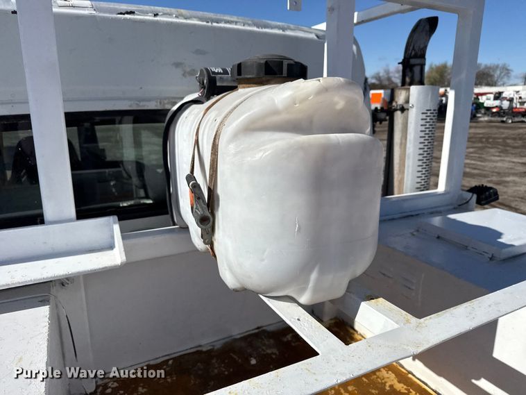 image for item EG1795 2007 Freightliner Business Class M2 crane truck