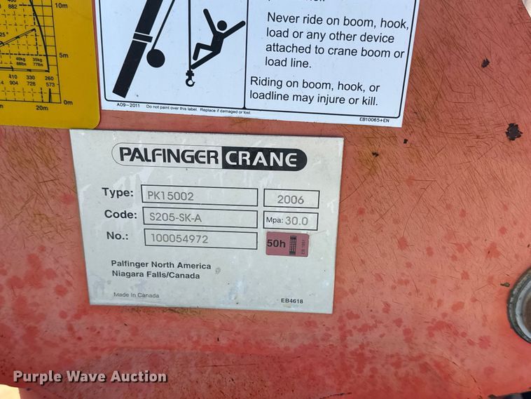 image for item EG1795 2007 Freightliner Business Class M2 crane truck