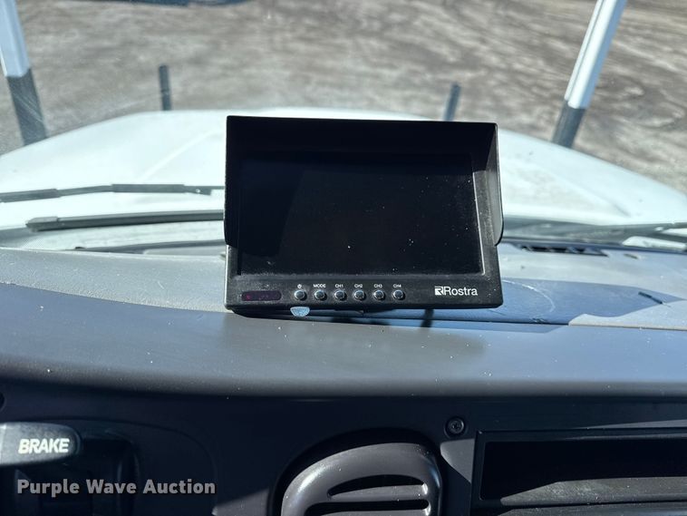 image for item EG1795 2007 Freightliner Business Class M2 crane truck