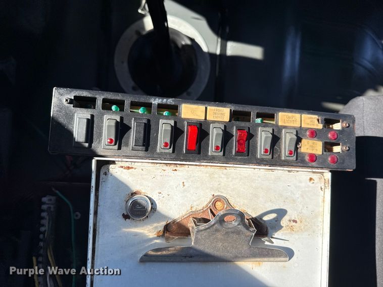 image for item EG1795 2007 Freightliner Business Class M2 crane truck