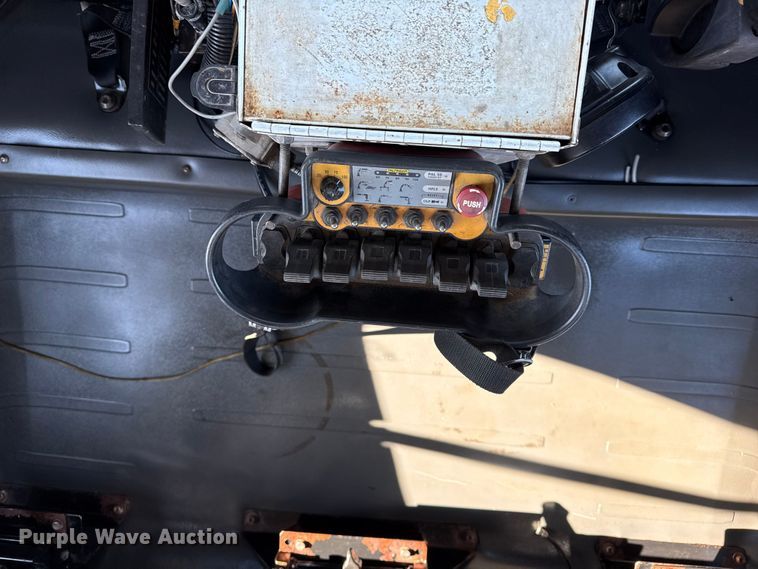 image for item EG1795 2007 Freightliner Business Class M2 crane truck