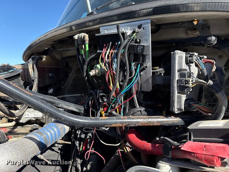 image for item EG1795 2007 Freightliner Business Class M2 crane truck