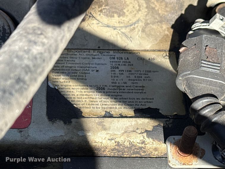 image for item EG1795 2007 Freightliner Business Class M2 crane truck