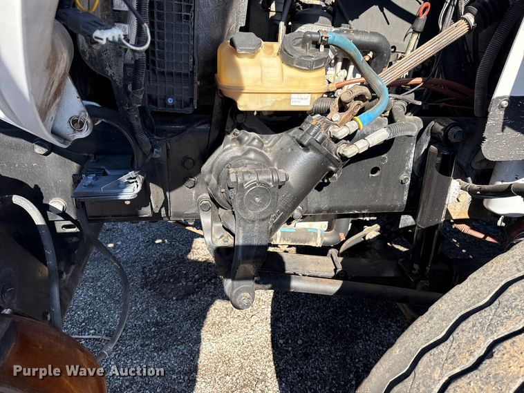 image for item EG1795 2007 Freightliner Business Class M2 crane truck