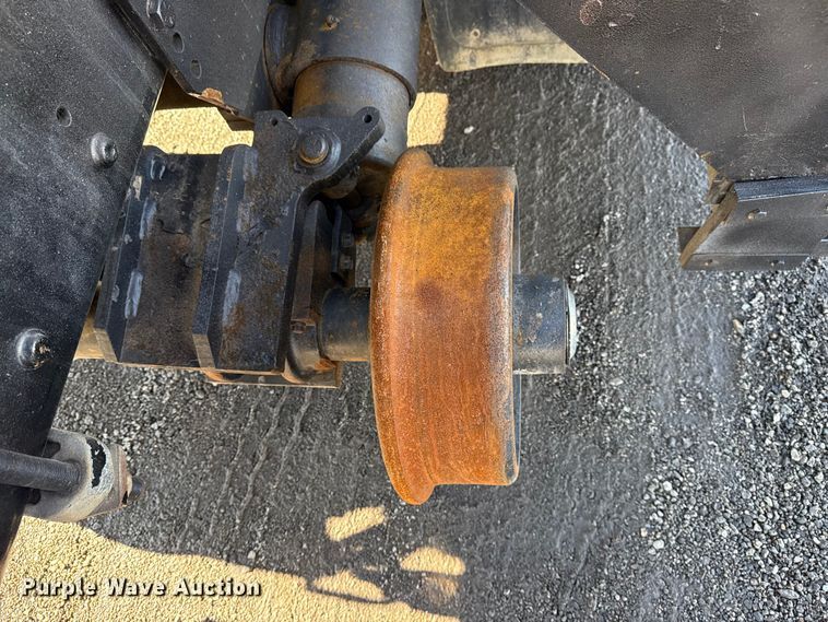 image for item EG1795 2007 Freightliner Business Class M2 crane truck