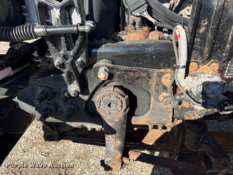 image for item EG1800 2013 Mack GU713 vacuum truck