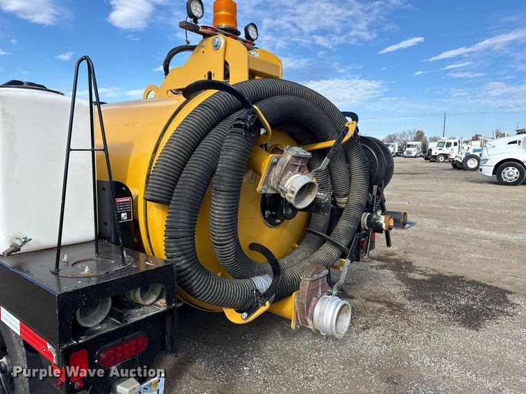 image for item EG1813 2024 Vermeer LP573SDT vacuum excavator
