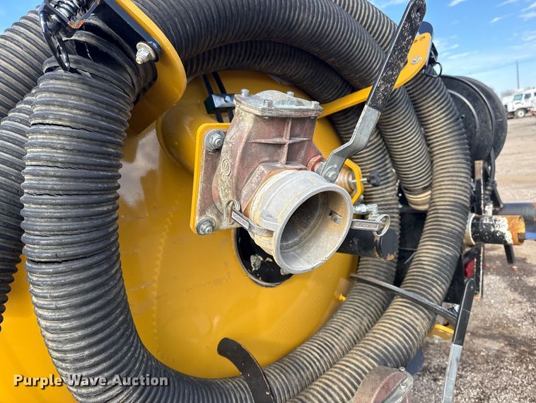 image for item EG1813 2024 Vermeer LP573SDT vacuum excavator