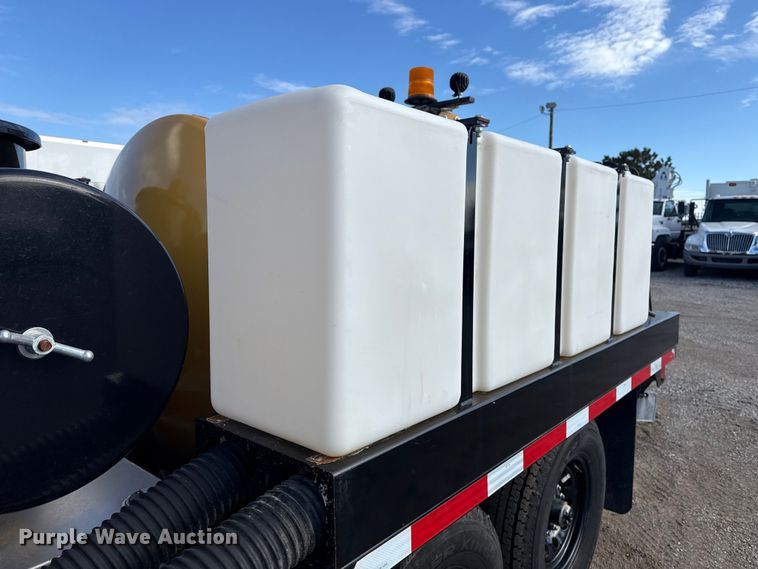 image for item EG1813 2024 Vermeer LP573SDT vacuum excavator