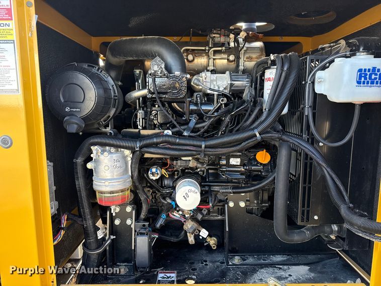 image for item EG1813 2024 Vermeer LP573SDT vacuum excavator