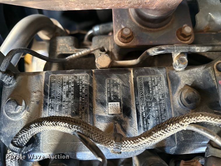 image for item EG1813 2024 Vermeer LP573SDT vacuum excavator