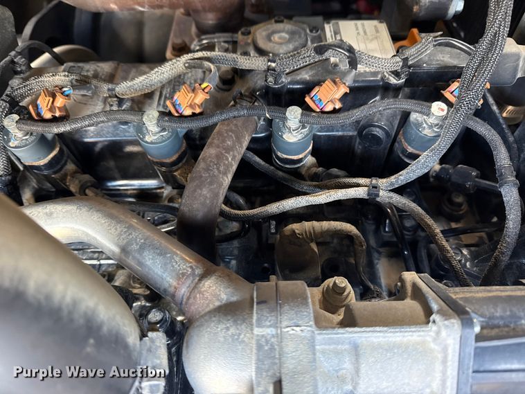 image for item EG1813 2024 Vermeer LP573SDT vacuum excavator