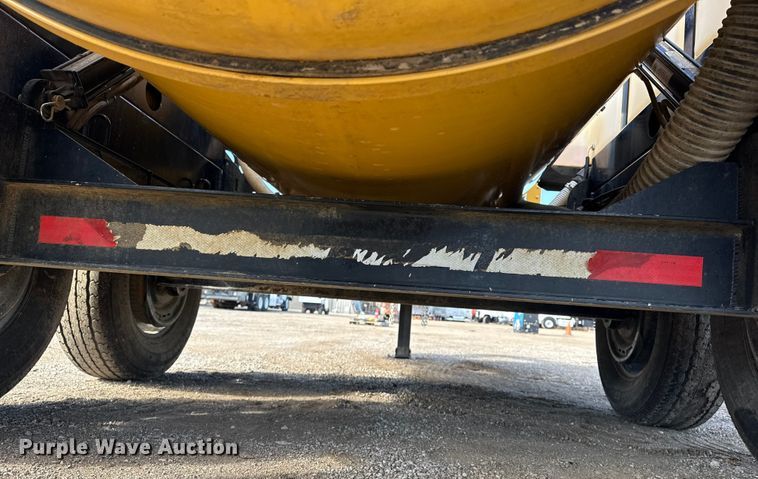 image for item EG1813 2024 Vermeer LP573SDT vacuum excavator