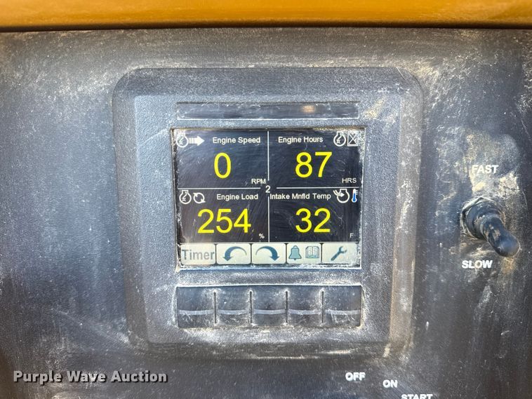 image for item EG1814 2022 Vermeer LP573SDT vacuum excavator