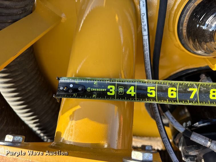 image for item EG1814 2022 Vermeer LP573SDT vacuum excavator