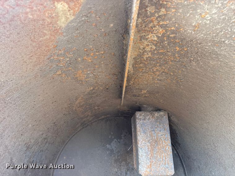 image for item EG1814 2022 Vermeer LP573SDT vacuum excavator