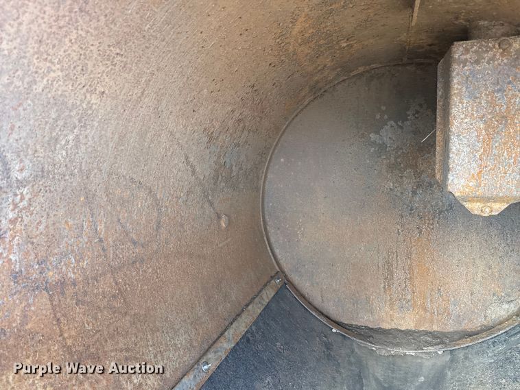 image for item EG1814 2022 Vermeer LP573SDT vacuum excavator