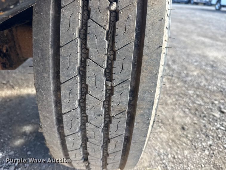 image for item EG1814 2022 Vermeer LP573SDT vacuum excavator