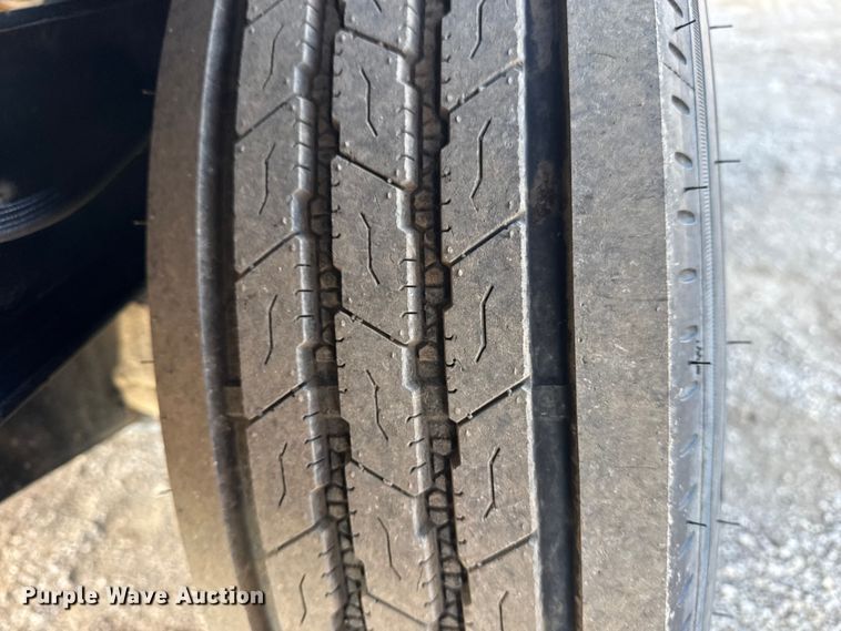 image for item EG1814 2022 Vermeer LP573SDT vacuum excavator