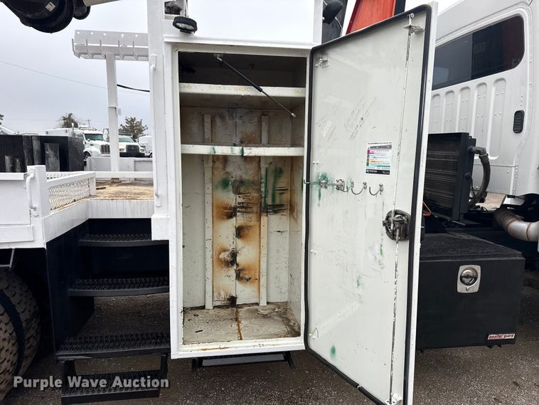 image for item EG1827 2010 Freightliner Business Class M2 crane truck