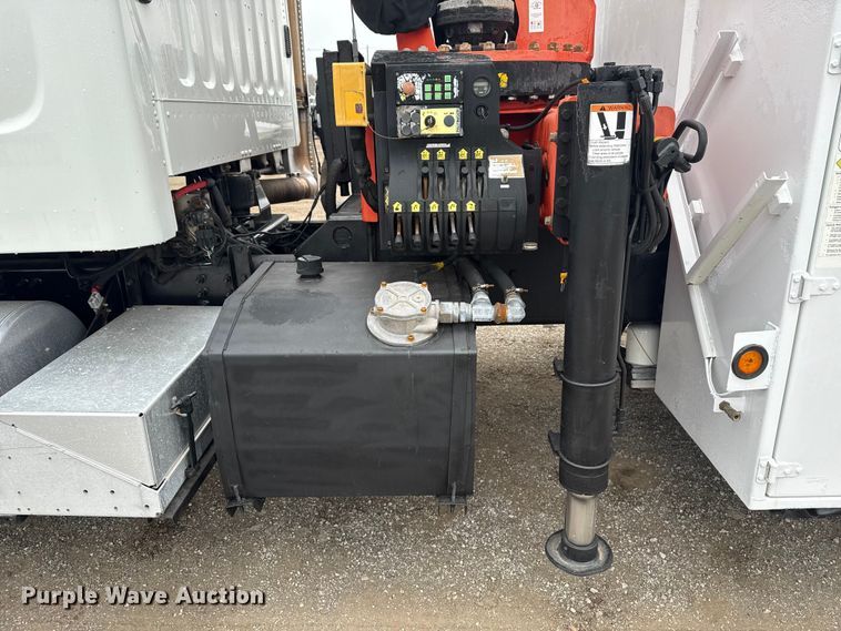 image for item EG1827 2010 Freightliner Business Class M2 crane truck