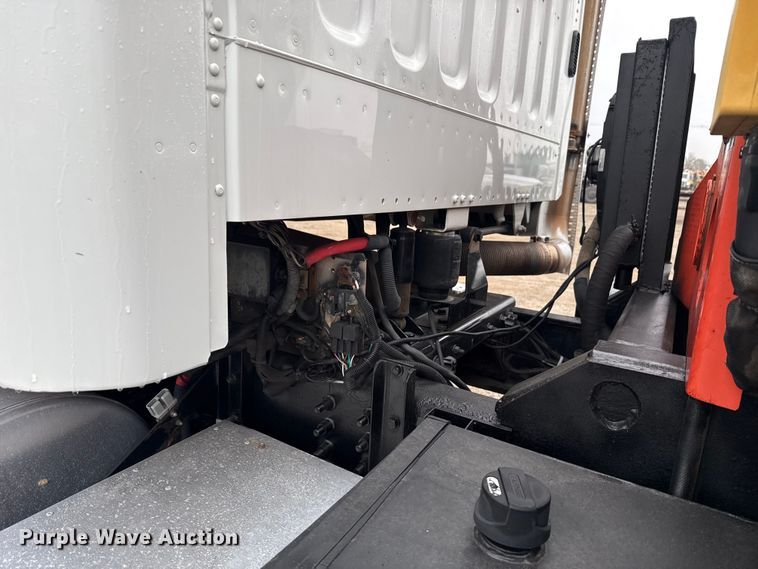 image for item EG1827 2010 Freightliner Business Class M2 crane truck