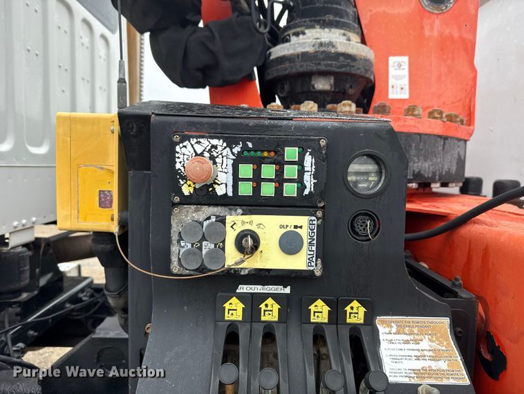 image for item EG1827 2010 Freightliner Business Class M2 crane truck