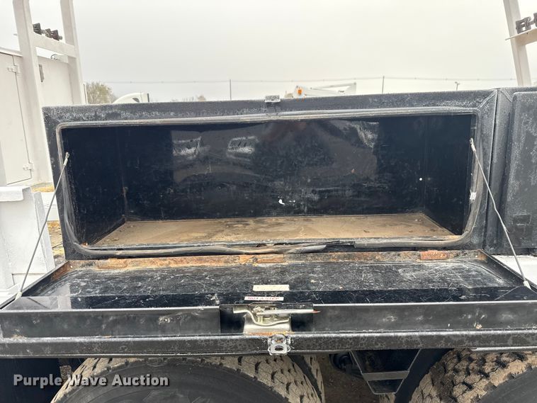 image for item EG1827 2010 Freightliner Business Class M2 crane truck