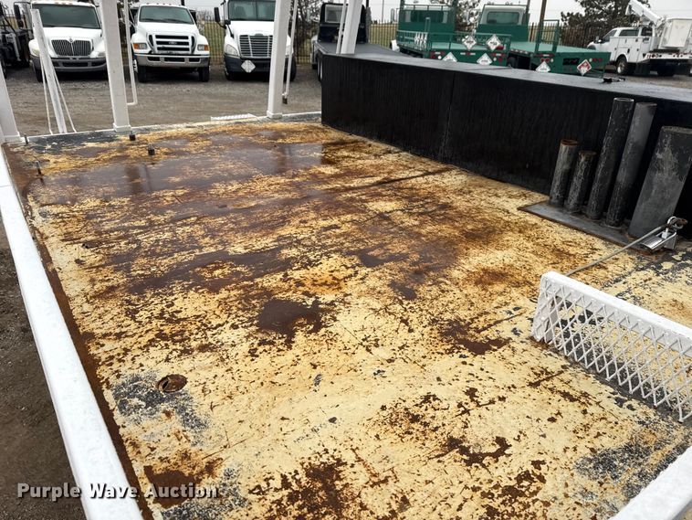 image for item EG1827 2010 Freightliner Business Class M2 crane truck