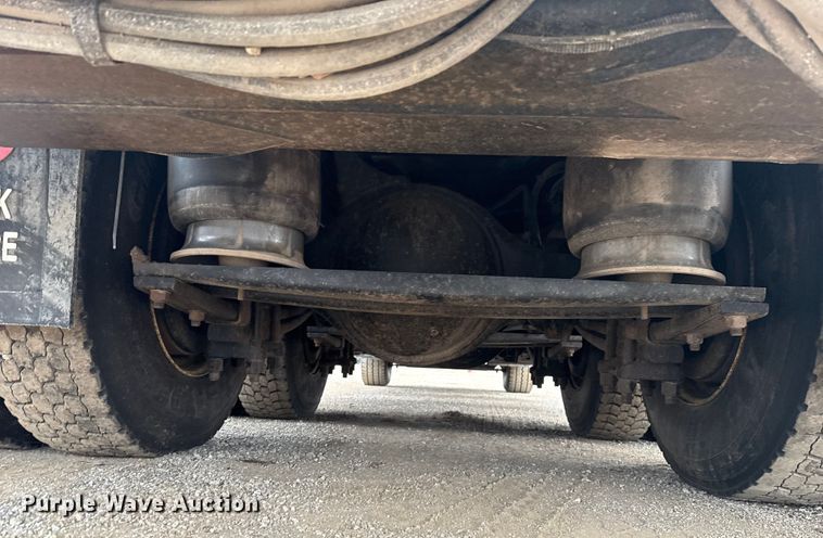 image for item EG1827 2010 Freightliner Business Class M2 crane truck