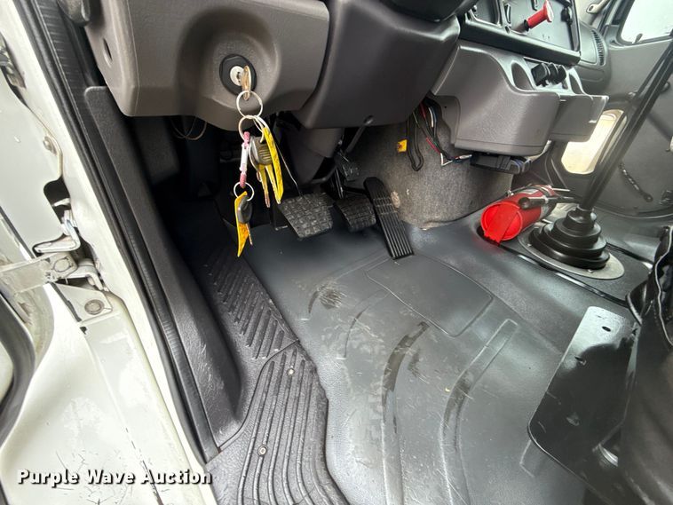 image for item EG1827 2010 Freightliner Business Class M2 crane truck