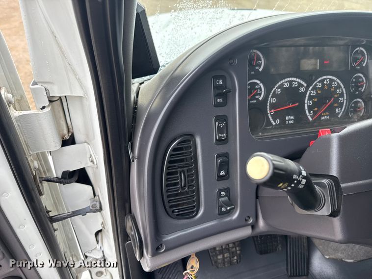 image for item EG1827 2010 Freightliner Business Class M2 crane truck