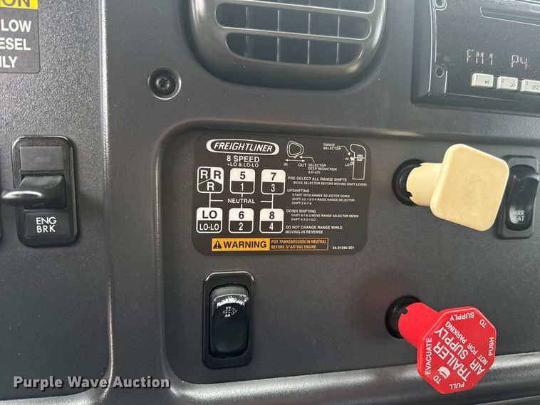 image for item EG1827 2010 Freightliner Business Class M2 crane truck