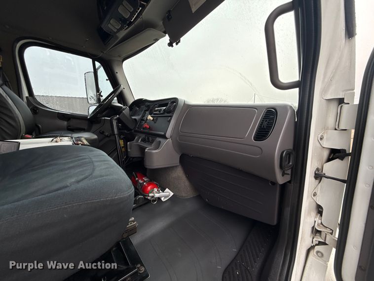 image for item EG1827 2010 Freightliner Business Class M2 crane truck