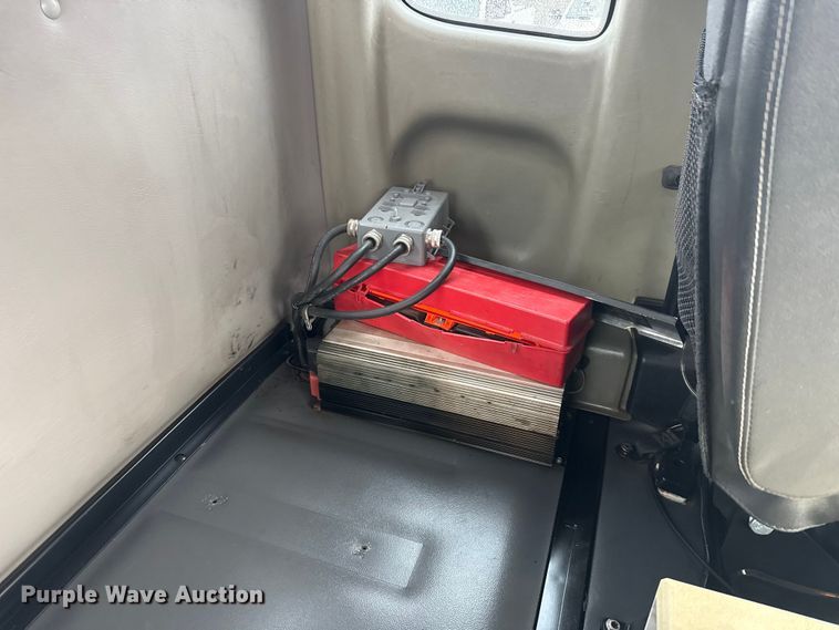 image for item EG1827 2010 Freightliner Business Class M2 crane truck