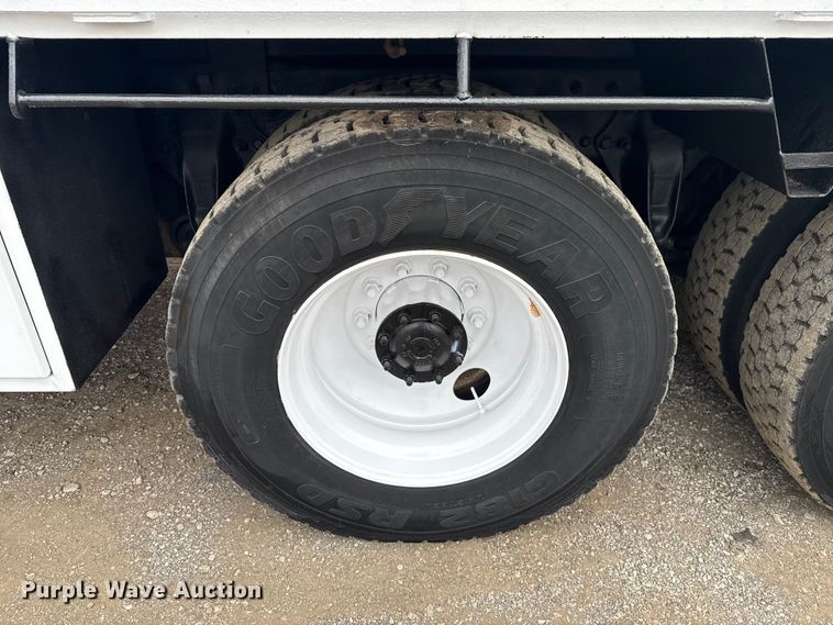 image for item EG1827 2010 Freightliner Business Class M2 crane truck