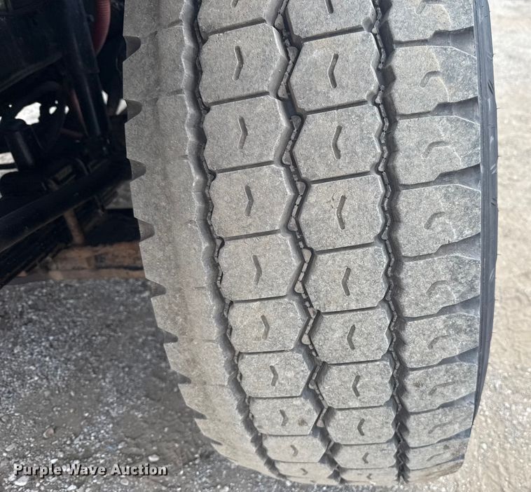 image for item EG1827 2010 Freightliner Business Class M2 crane truck