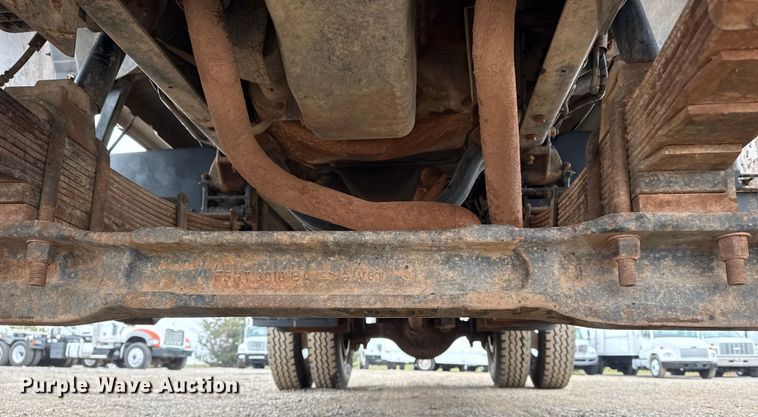 image for item EG1840 1998 Ford F700 dump truck