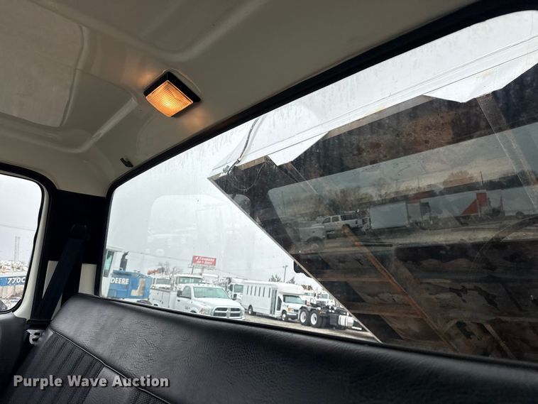 image for item EG1840 1998 Ford F700 dump truck