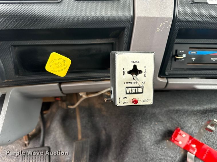 image for item EG1840 1998 Ford F700 dump truck